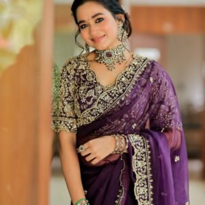 saree: jimichu satin