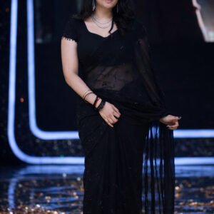 saree: pure fox geogate with beautiful original black beeds work with cut work border*