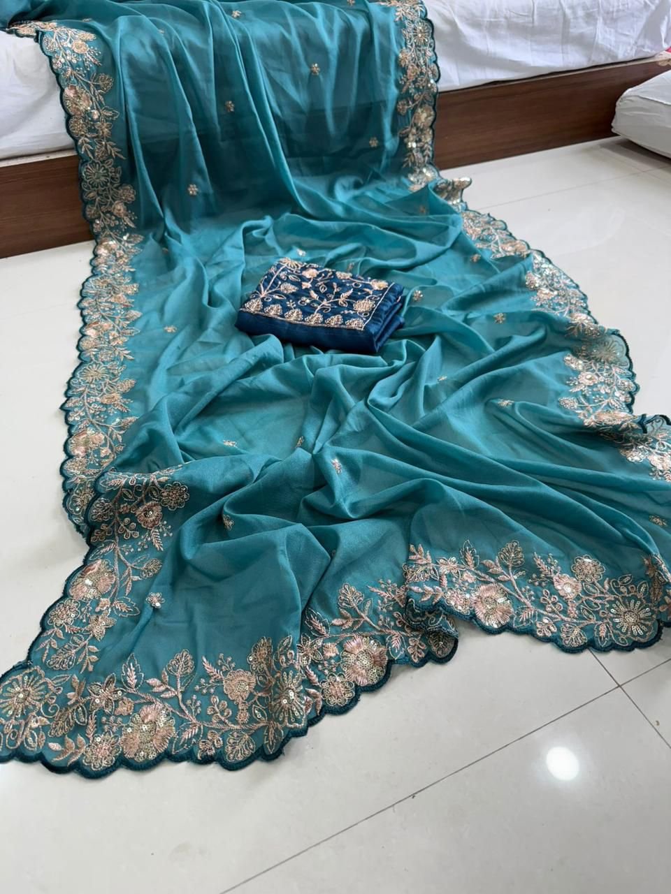saree: pure star georgette sequence work saree with amazing 3 mm c pallu sequence work with cut work border saree: pure star georgette sequence work saree with amazing 3 mm c pallu sequence work with cut work border