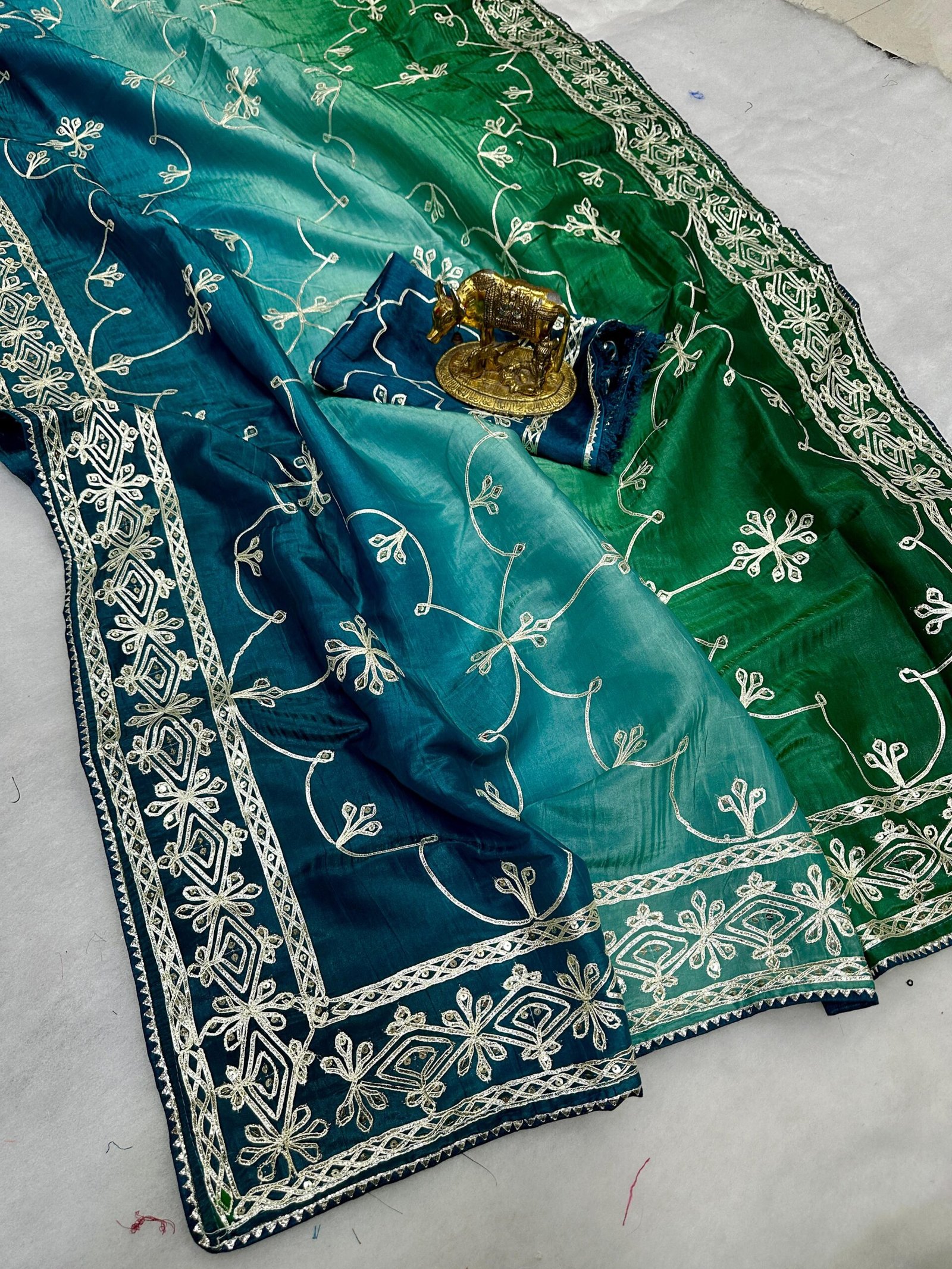 saree :~ pure gold crush silk with ribbin gota sequence work with premium special saree :~ pure gold crush silk with ribbin gota sequence work with premium special