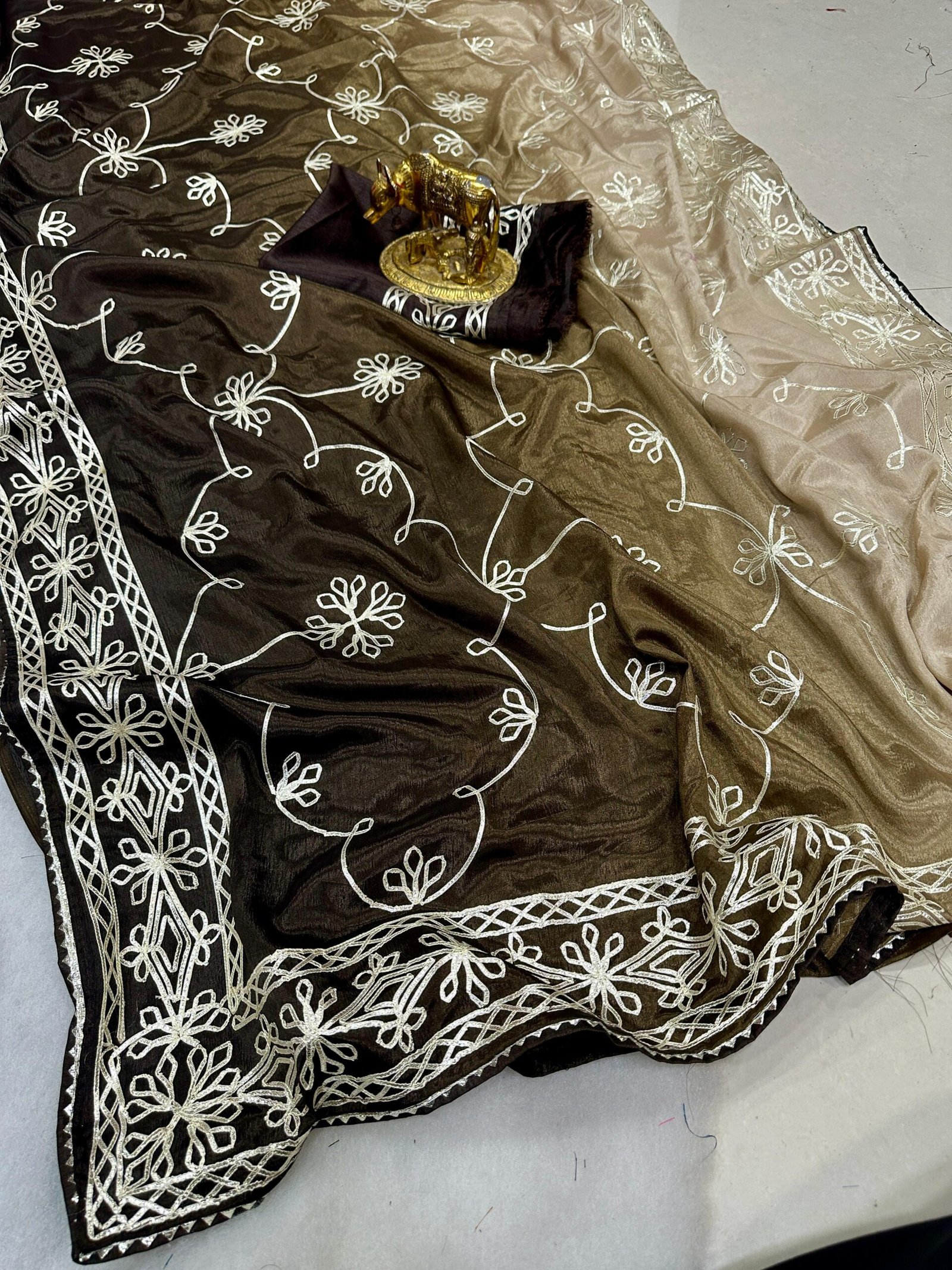 saree :~ pure gold crush silk with ribbin gota sequence work with premium special saree :~ pure gold crush silk with ribbin gota sequence work with premium special