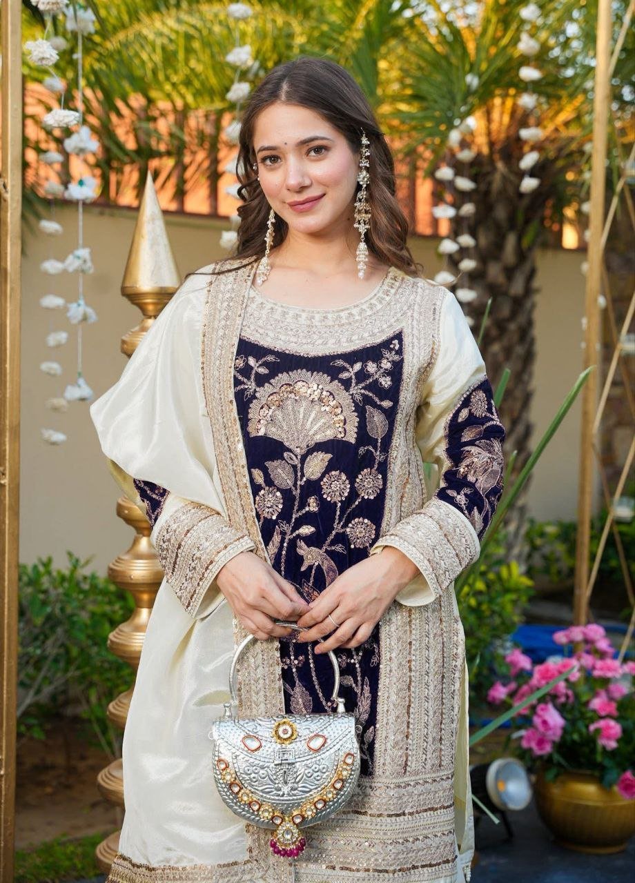 TOP BOTTOM AND DUPPATA SET - Image 6