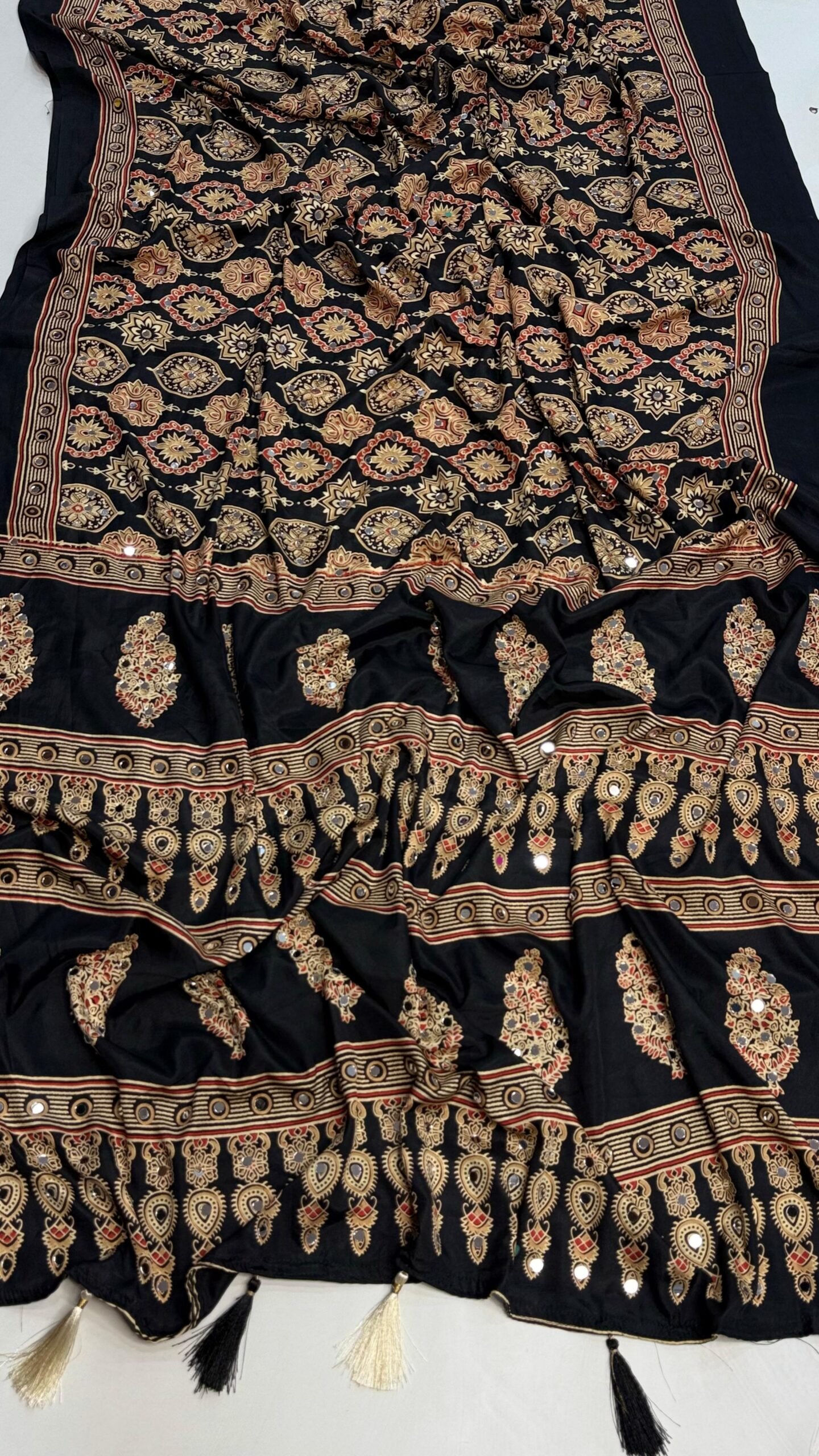 heavy summer heavy hand work saree heavy summer heavy hand work saree