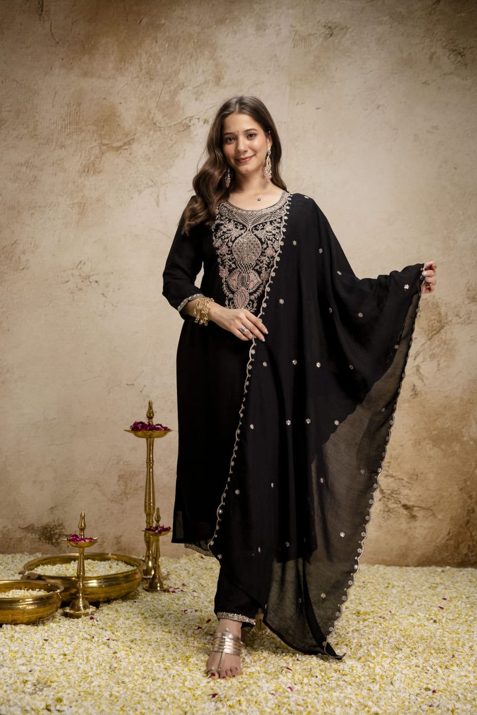 presenting 3 piece kurtas set pure wichita silk with embroidery sequence work presenting 3 piece kurtas set pure wichita silk with embroidery sequence work