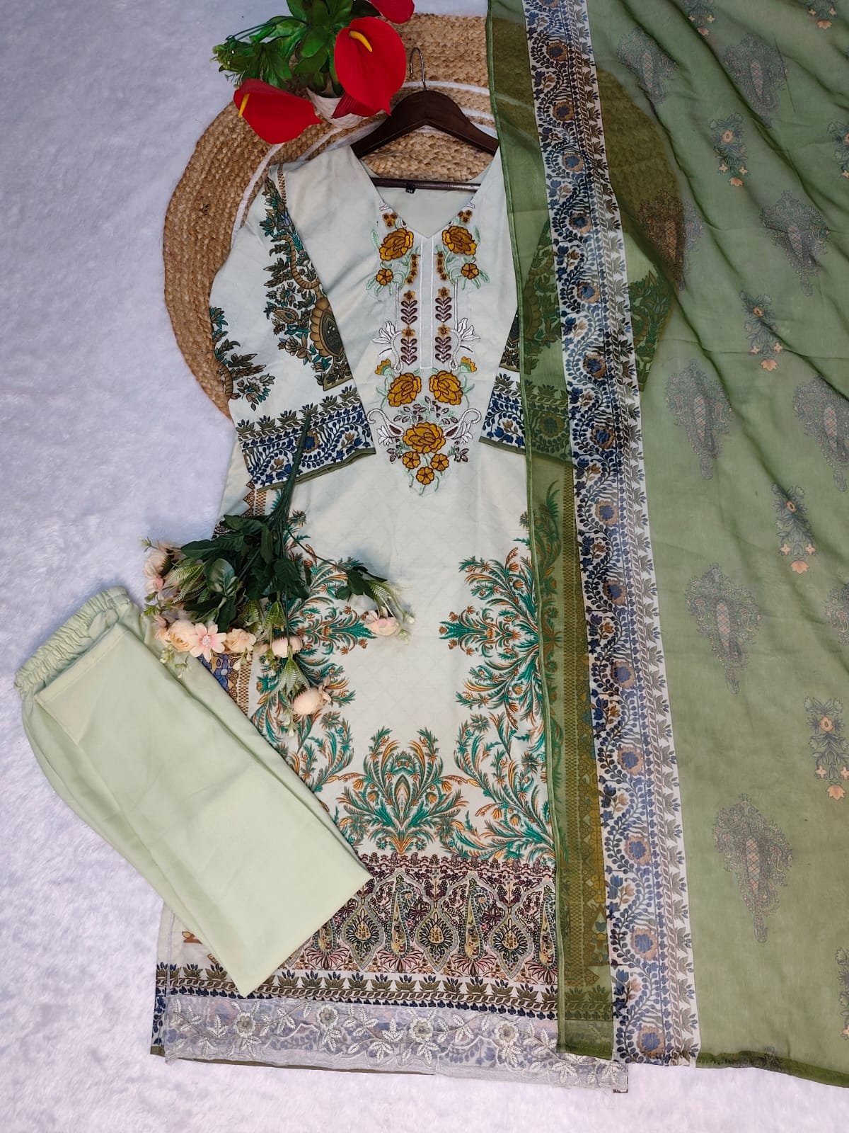 - Image 5