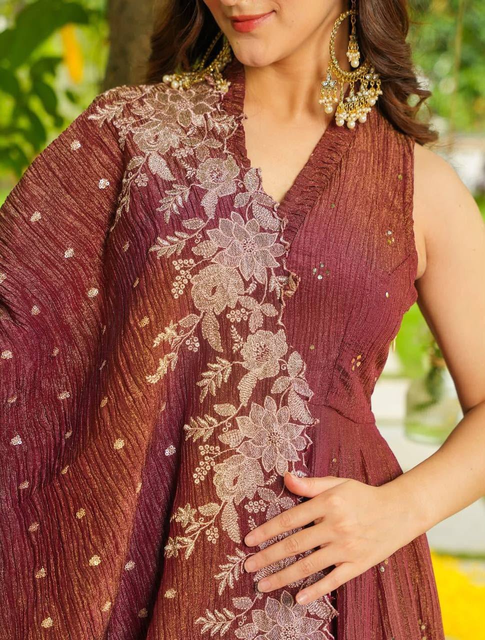 EXCLUSIVE 3 PIECE KURTI , FLARED PLAZZO WITH DUPATTA IN EMBROIDERY WORK - Image 6
