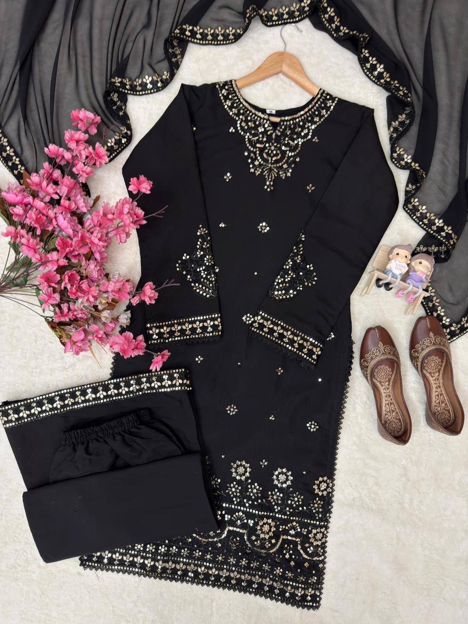 launched premium kurti, palazzo & dupatta set. launched premium kurti, palazzo & dupatta set.