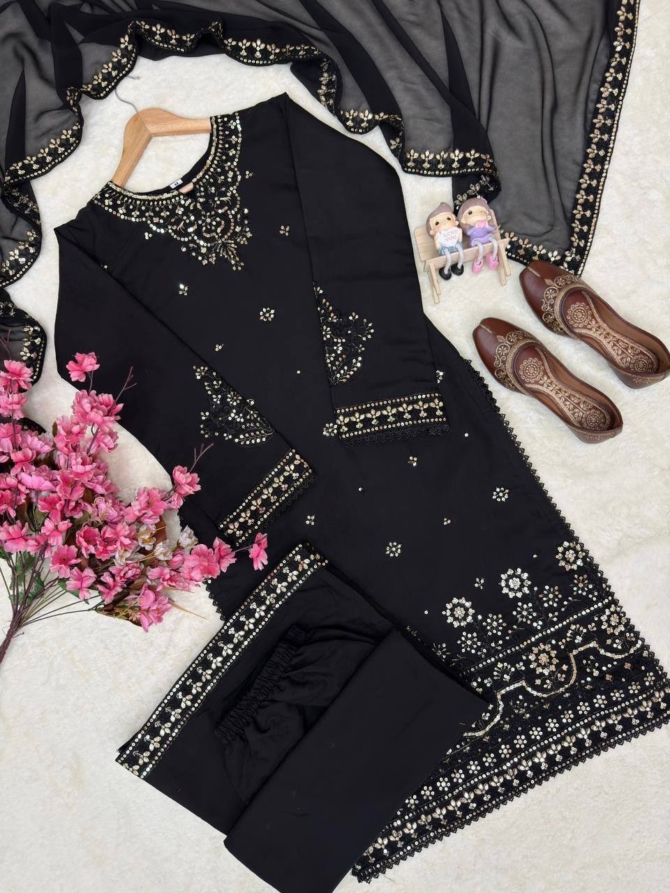 launched premium kurti, palazzo & dupatta set. launched premium kurti, palazzo & dupatta set.