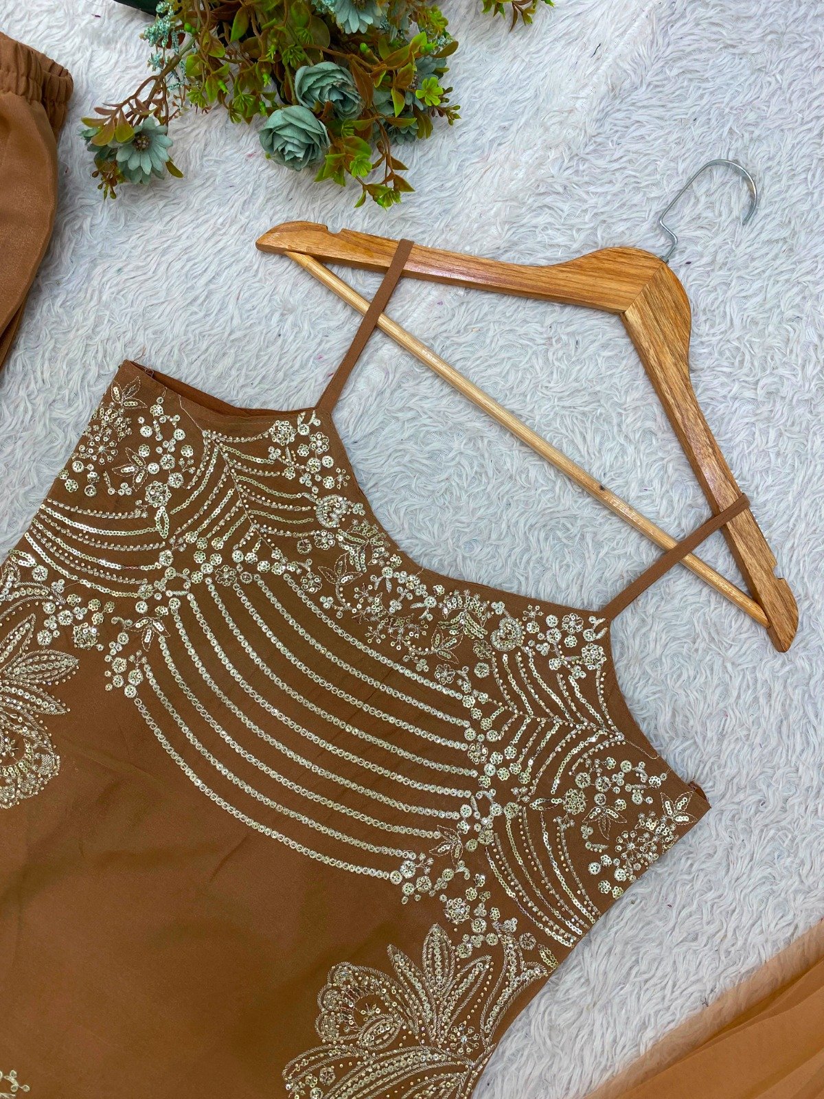 TOP ,PALAZZO AND BELT DUPATTA WITH SEQUENCE EMBROIDERED AND JARKAN WORKED - Image 5