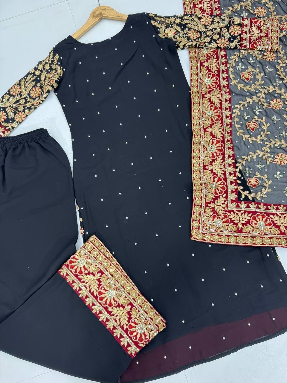 heavy eid special top, dupatta with plazzo* heavy eid special top, dupatta with plazzo*